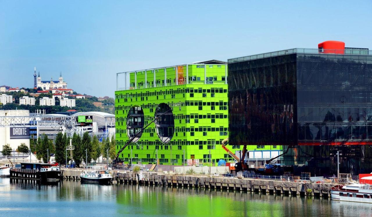 Lyon Confluence - Duplex Au Calme Avec Parking Prive En Option Apartment Bagian luar foto